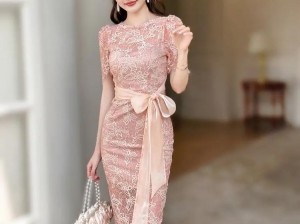 婷婷六月色，时尚舒适的夏季必备服装